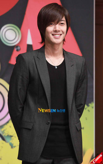 5a05d3c395889ff2c360c691eec9dd9a1282830894_full