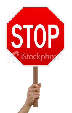 istockphoto_4925271-stop-sign - pagini pe care regreti ca ai intrat