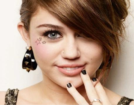 703310_LKHJVTMVQCFQCMS - miley  photoshoot  seventeen