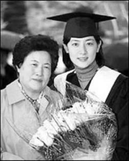 ya___her_mom - Lee Young Ae