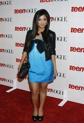 Brenda_Song_1261211867_3 - brenda song