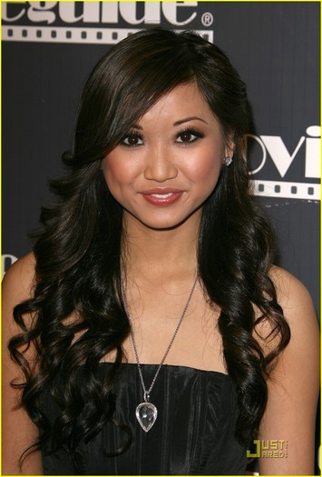 Brenda-brenda-song-4186716-826-1222 - brenda song