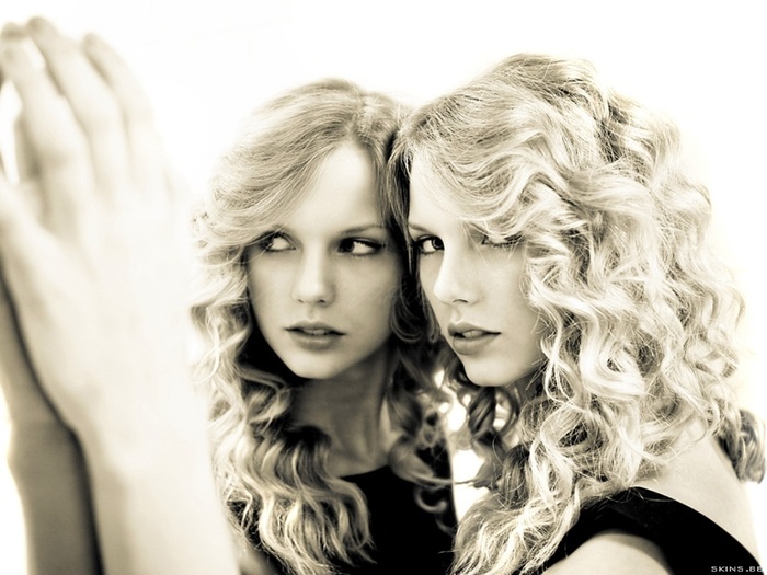 Lovely-Taylor-Wallpaper-taylor-swift-17182120-1024-768