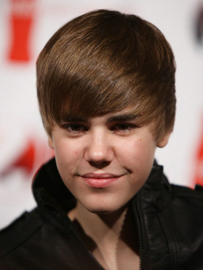 justin-bieber-idol-20ani