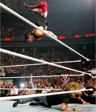 WWE-Evan-Bourne-va.-Edge-2010