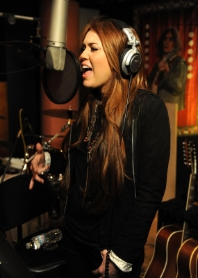 - x Recording We Are The World - 01th February 2010