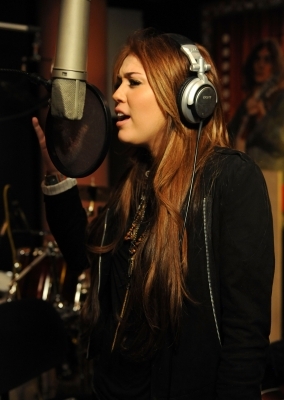  - x Recording We Are The World - 01th February 2010