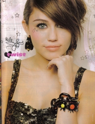  - x Magazine - Twist July 2010