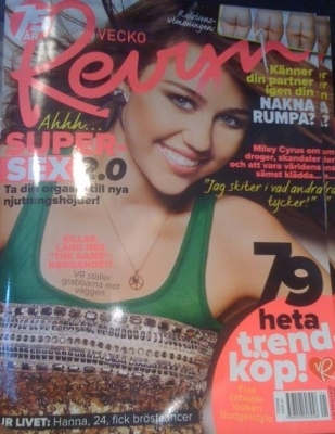  - x Magazine - Swedish Revyn October 2010