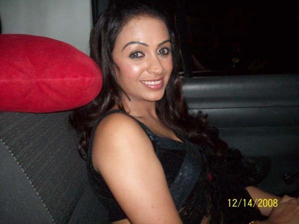 Ashita Dhawan (60)