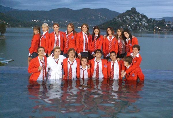 Rebelde_1221217174_2004 - REBELDE