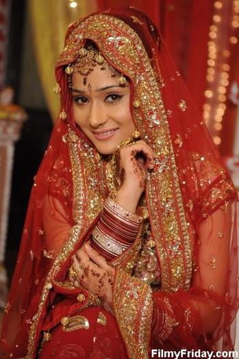 sara-khan-1 - Sadhna-Sara Khan