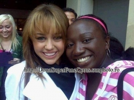 M-C-miley-cyrus-17909296-450-336[1] - Rare Pics