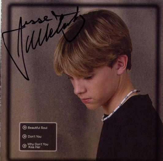 Autographs (6)