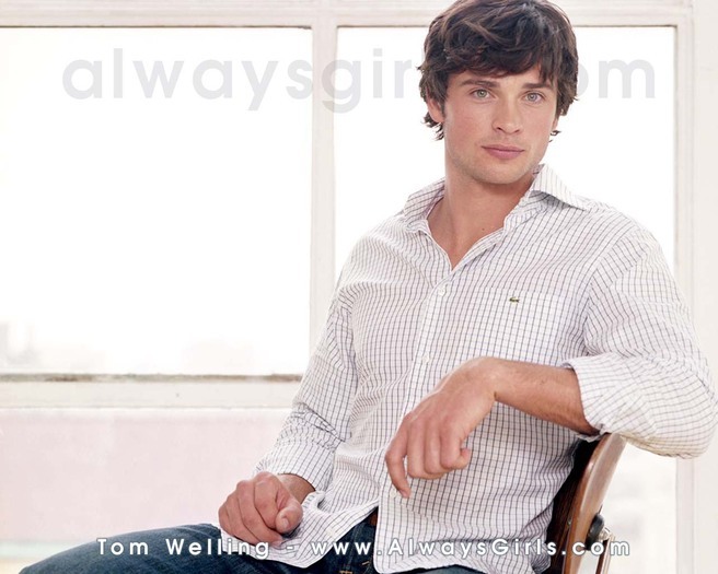 Tom Welling (30)