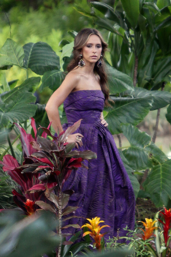 Jennifer Love Hewitt (46) - Jennifer Love Hewitt