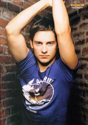 Tobey Maguire (13) - Tobey Maguire