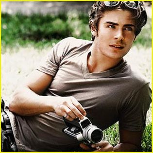 Zac Efron (1) - Zac Efron