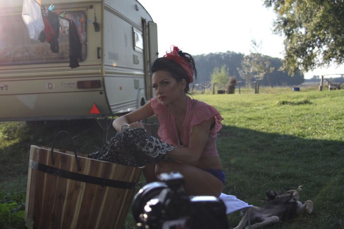 20 - Inna Making Of