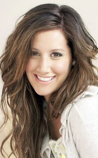 57941_436555681683_6845141683_5077850_8270174_n - ashley tisdale