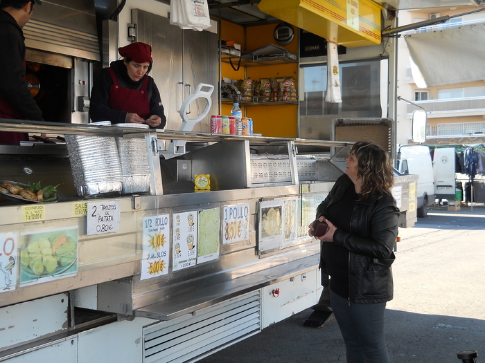 DSCN2287 - piata din Bonavista