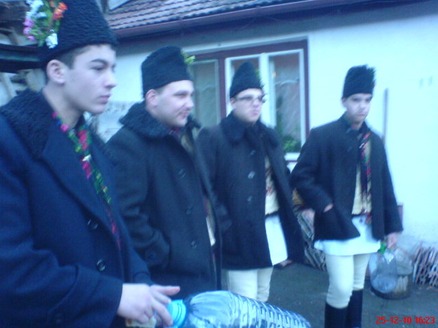 inaintea plecarii la colindat