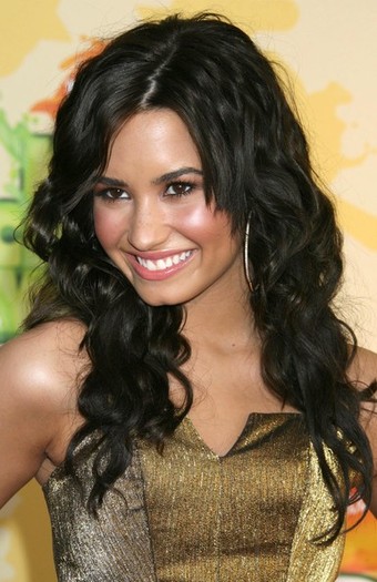 Demi Lovato - DEMI LOVATO LA KIDS CHOICE AWARDS 2009