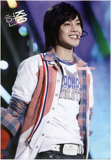 081101012218-722-67 - Kim Hyun Joong