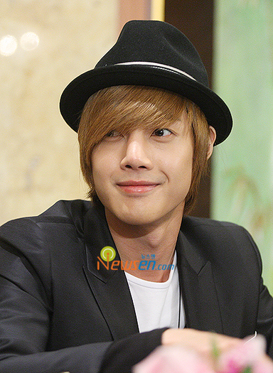 KHJ16 - Kim Hyun Joong