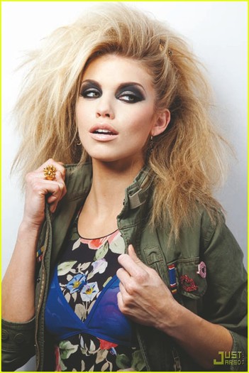 2zqwjlz - disney actress