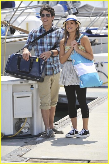 david-henrie-emily-osment-jonas-27 - disney actress