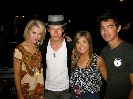 Jonas-LA - disney actress