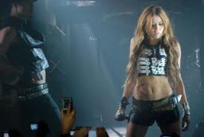 7 - miley cyrus cant be tamed