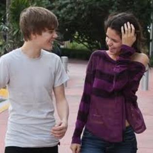 10 - selena and justin bieber