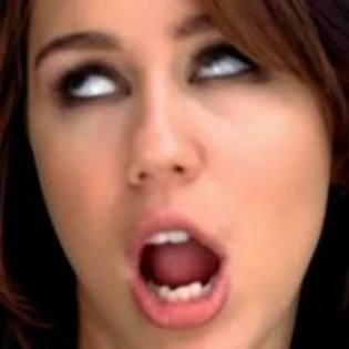 8 - miley prinsa in ipostaze chiar foarte proaste