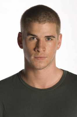 Liam Hemsworth (11) - Liam Hemsworth