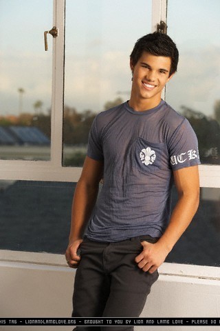 Taylor (7) - Taylor Lautner