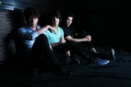 Jonas Brothers (3) - Jonas Brothers