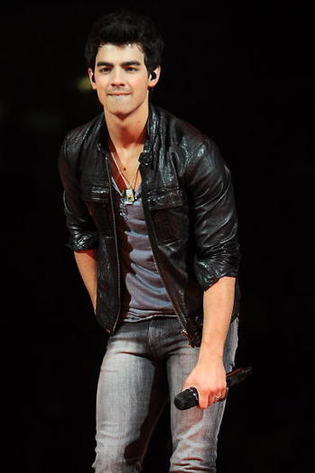 Joe (73) - Joe Jonas