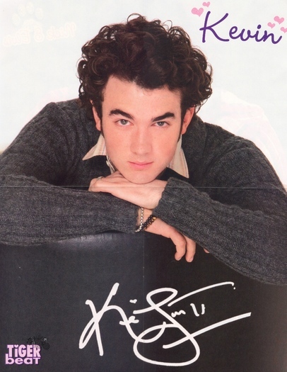 Kevin (16) - Kevin Jonas