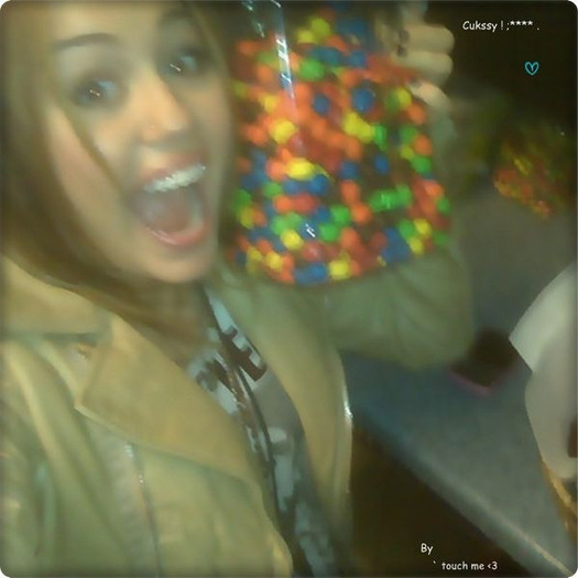 4-glitery_pl-Miley3337-0-984 - 0 Destiny  Hope  Ray  Cyrus  Miley Ronniie Miley  Stewart  Hannah  Montana