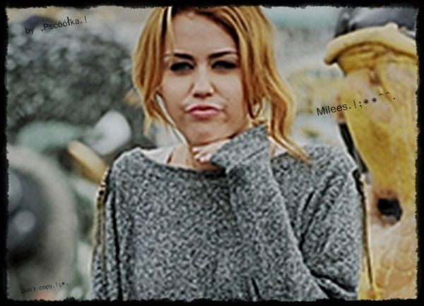 2-glitery_pl-0Miley-0-9854 (1) - 0 Destiny  Hope  Ray  Cyrus  Miley Ronniie Miley  Stewart  Hannah  Montana