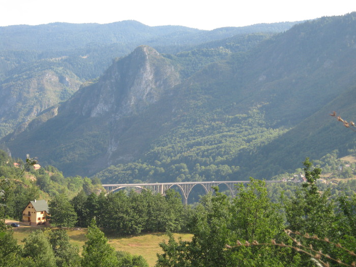 podul Djurdjevica Tara - Muntenegru