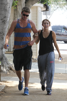 normal_016 - 0 Destiny  Hope  Ray  Cyrus  Miley Ronniie Miley  Stewart  Hannah  Montana