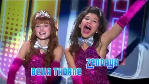 Shake_It_Up_-_Theme_Song 078