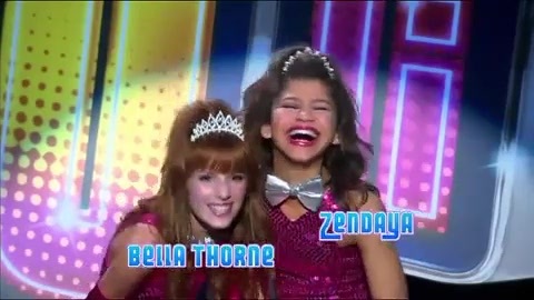 Shake_It_Up_-_Theme_Song 084