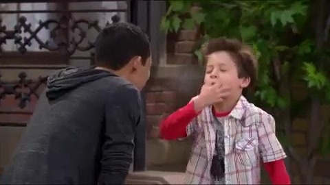 Shake_It_Up_-_Theme_Song 115