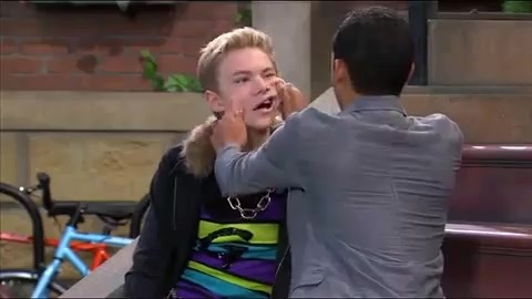 Shake_It_Up_-_Theme_Song 167