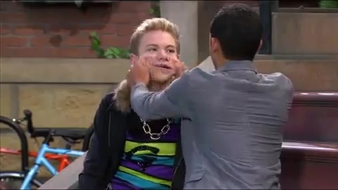 Shake_It_Up_-_Theme_Song 169