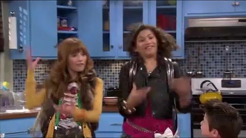Shake_It_Up_-_Theme_Song 225 - 0 Shake It Up Intro ScreenCaps 0